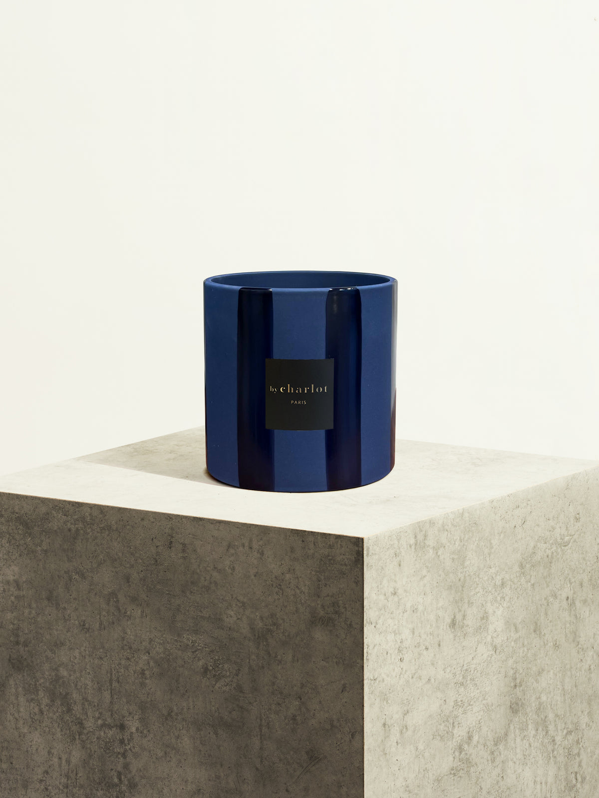 Black Pot ⌀ 14cm - INI CERAMIC